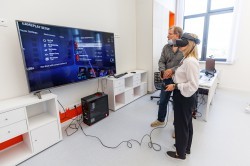 Руководители города и области посетили уникальную школу № 215 «Созвездие» Руководители города и области посетили уникальную школу № 215 «Созвездие»