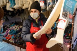 Ярмарка в поддержку отечественных производителей открылась в Екатеринбурге Ярмарка в поддержку отечественных производителей открылась в Екатеринбурге