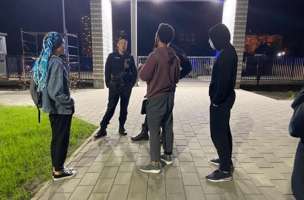 Война &laquo;Атомстройкомплекса&raquo; с жильцами дома продолжилась избиением. ФОТО