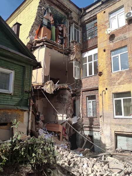 В Самаре рухнула часть несущей стены многоквартирного жилого дома