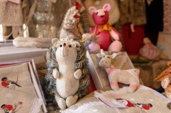 Ярмарка в поддержку отечественных производителей открылась в Екатеринбурге Ярмарка в поддержку отечественных производителей открылась в Екатеринбурге