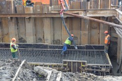 Муниципалитет уверенно завершает сезон ремонта дорог и объектов благоустройства