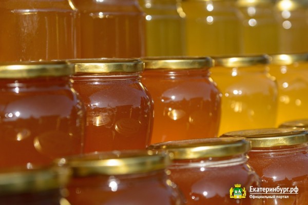 Ярмарка выходного дня пользуется большой популярностью у екатеринбуржцев