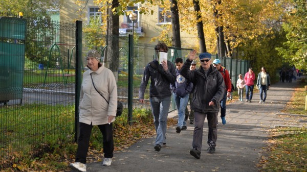 В Екатеринбурге прошла сентябрьская &laquo;Майская прогулка&raquo;. Фоторепортаж