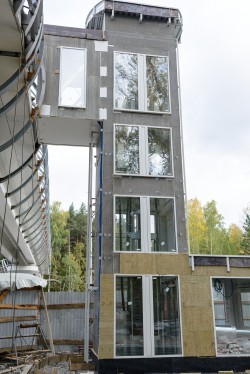 Муниципалитет уверенно завершает сезон ремонта дорог и объектов благоустройства