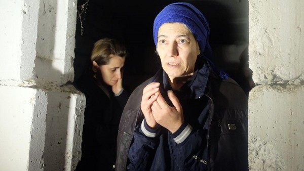 Война в Карабахе: репортаж Znak.com о тех, кто живет под бомбежками в Степанакерте Война в Карабахе: репортаж Znak.com о тех, кто живет под бомбежками в Степанакерте