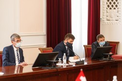 Укрепляя дружбу: в уральскую столицу прибыла делегация Швейцарии