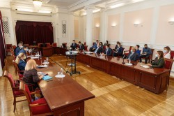 Укрепляя дружбу: в уральскую столицу прибыла делегация Швейцарии