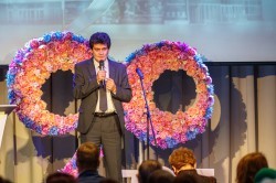 Екатеринбургский театр юного зрителя отмечает 90-летие Екатеринбургский театр юного зрителя отмечает 90-летие