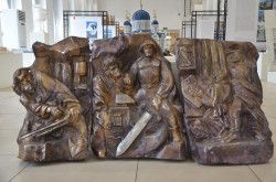Жюри конкурса на лучший горельеф в Историческом сквере определило победителя