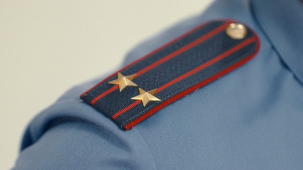 Экс-начальник городского ОЭБиПК, которого обвиняют в коррупции, поранил себе запястья перед судом