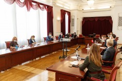 Укрепляя дружбу: в уральскую столицу прибыла делегация Швейцарии