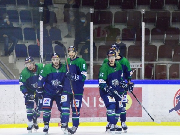 “Горняк” одержал три победы в четырех последних встречах