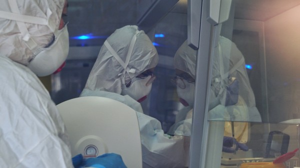 Епархия объявила о наборе добровольцев, готовых брать пробы на COVID-19