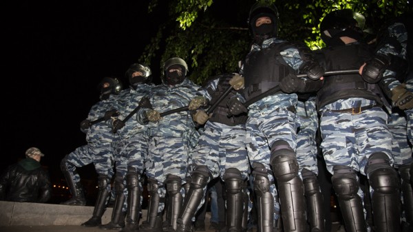 Госдума поддержала законопроект о расширении полномочий силовиков