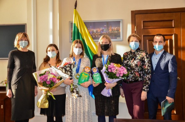 Столица Урала чествует победителей и призёров чемпионата Европы по скалолазанию Столица Урала чествует победителей и призёров чемпионата Европы по скалолазанию