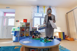 Городские власти подарили юным чкаловцам обновлённый детский сад