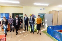 Городские власти подарили юным чкаловцам обновлённый детский сад