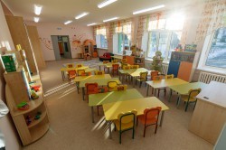 Городские власти подарили юным чкаловцам обновлённый детский сад