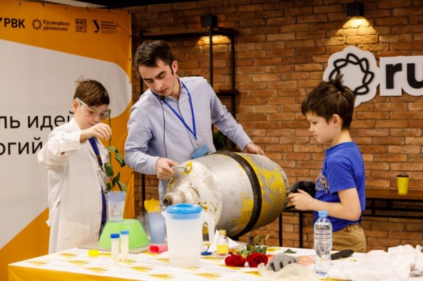 Подростки из Екатеринбурга создали трёхмерную модель Луны