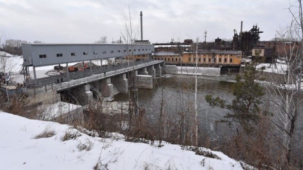 На бывшем заводе Игоря Коломойского вскрыли схемы, по которым с предприятия могли вывести 770 млн На бывшем заводе Игоря Коломойского вскрыли схемы, по которым с предприятия могли вывести 770 млн