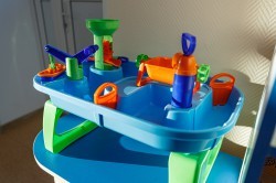 Городские власти подарили юным чкаловцам обновлённый детский сад