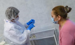 В Екатеринбурге стартовала вакцинация медработников от COVID-19 В Екатеринбурге стартовала вакцинация медработников от COVID-19