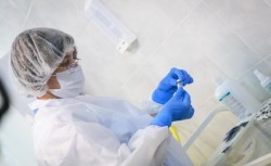 В Екатеринбурге стартовала вакцинация медработников от COVID-19 В Екатеринбурге стартовала вакцинация медработников от COVID-19