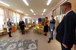 Городские власти подарили юным чкаловцам обновлённый детский сад