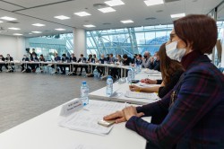 Александр Высокинский: Екатеринбург формируется по сценарию городов мирового значения Александр Высокинский: Екатеринбург формируется по сценарию городов мирового значения