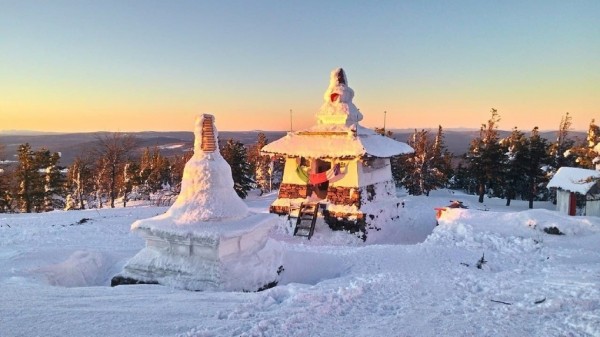 Буддисты выдвинули требования губернатору, которые помогут закончить конфликт с «Евразом». Три пункта Буддисты выдвинули требования губернатору, которые помогут закончить конфликт с «Евразом». Три пункта