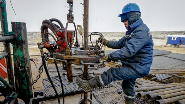 Стоимость нефти побила годовой рекорд. Курс рубля вырастет? Стоимость нефти побила годовой рекорд. Курс рубля вырастет?