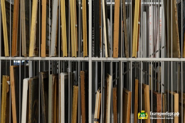 Екатеринбургский музей ИЗО стал обладателем уникального реставрационно-хранительского объекта