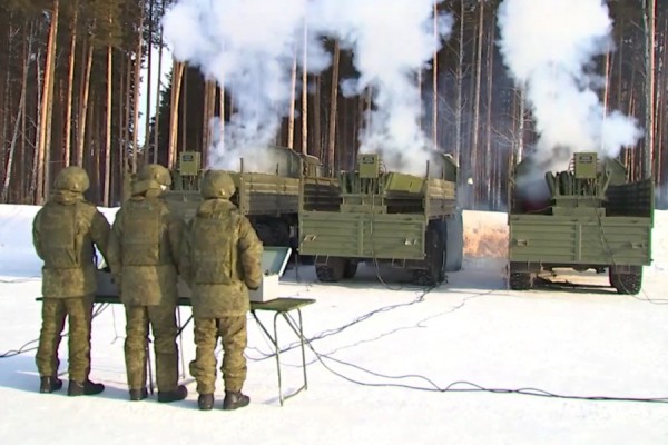 Артиллеристы раскрасят небо Екатеринбурга в честь Дня защитника Отечества Артиллеристы раскрасят небо Екатеринбурга в честь Дня защитника Отечества