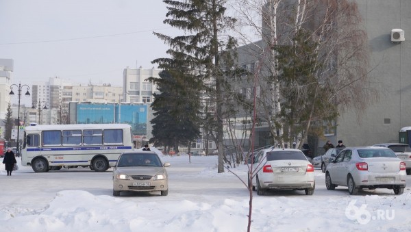 В Екатеринбурге проходит вахта памяти Бориса Немцова. Фоторепортаж