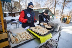 Масленица-2021: Екатеринбург проводит зиму гуляньями в ЦПКиО