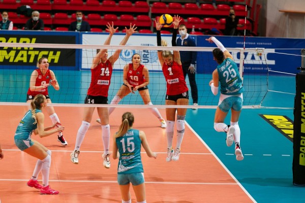 Волейбол: «Уралочка» пробилась в «Финал шести» чемпионата России