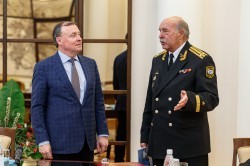 Алексей Орлов поздравил моряков-подводников с профессиональным праздником