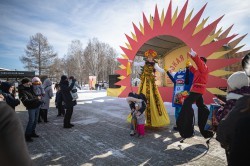 Масленица-2021: Екатеринбург проводит зиму гуляньями в ЦПКиО