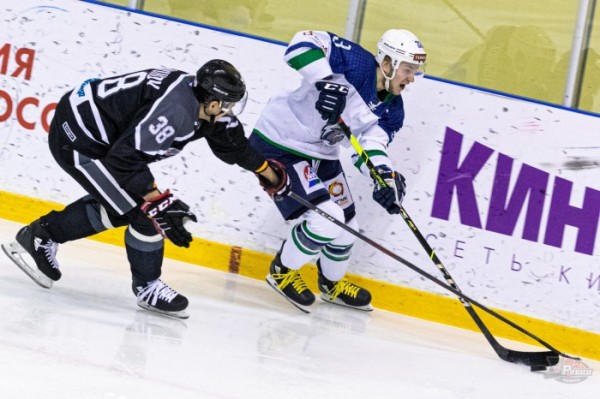 "Горняк" уступил в овертайме "Рубину" "Горняк" уступил в овертайме "Рубину"