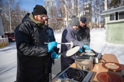 Масленица-2021: Екатеринбург проводит зиму гуляньями в ЦПКиО