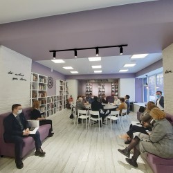 Екатеринбургские библиотеки стали лидерами по применению инноваций в России Екатеринбургские библиотеки стали лидерами по применению инноваций в России