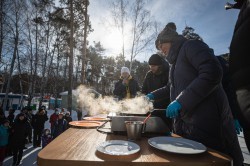 Масленица-2021: Екатеринбург проводит зиму гуляньями в ЦПКиО