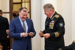 Алексей Орлов поздравил моряков-подводников с профессиональным праздником