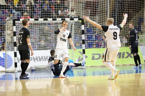 Мини-футбол: «Синара» на последней минуте спасла матч с «Тюменью»