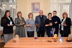 Юные инженеры Екатеринбурга создают аксессуары для мобильных устройств