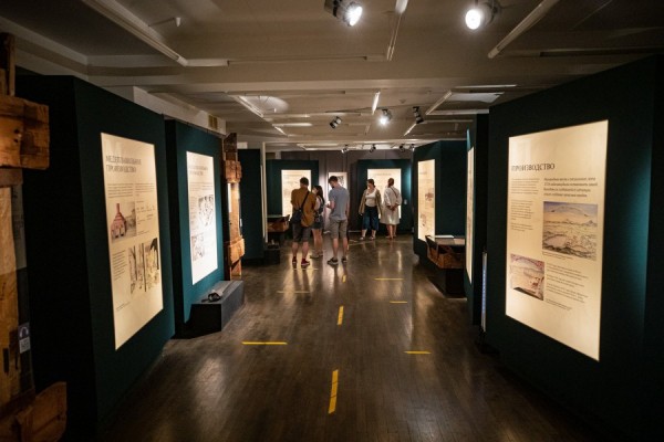 Алексей Орлов поздравил работников музеев Екатеринбурга с профессиональным праздником Алексей Орлов поздравил работников музеев Екатеринбурга с профессиональным праздником