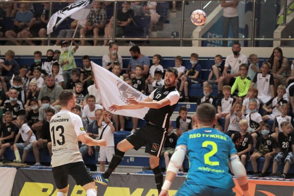 Мини-футбол: «Синара» удвоила преимущество в финальной серии Мини-футбол: «Синара» удвоила преимущество в финальной серии