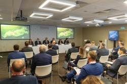 Алексей Орлов обсудил с представителями ОАО «РЖД» развитие железнодорожного транспорта в Екатеринбурге