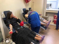 Во имя жизни: сотрудники Администрации Екатеринбурга стали донорами крови